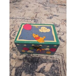Vintage Disney Winnie the Pooh Kreisler Musical Trinket Jewelry Box